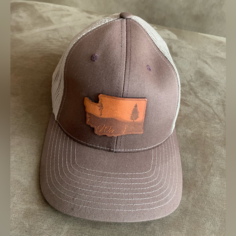 State of Washington WA Leather Patch Trucker Ponytail Style Hat Cap Richardson